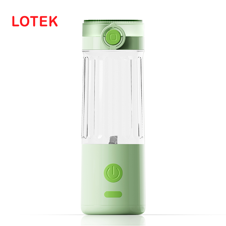 Mobiler USB-Smoothie-Mixer 4