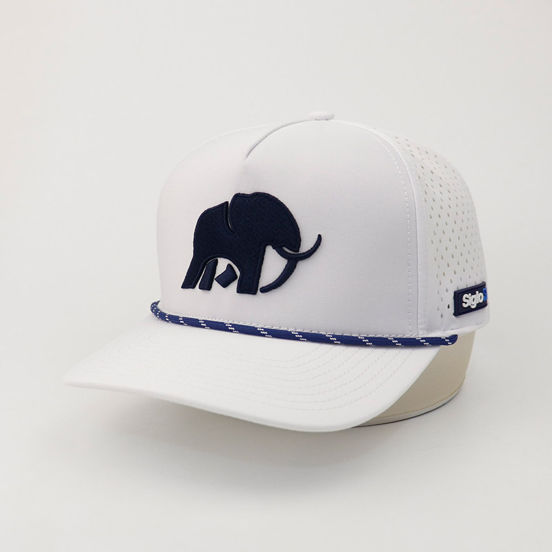 Atmungsaktive Sportcap mit Tierstickerei 2