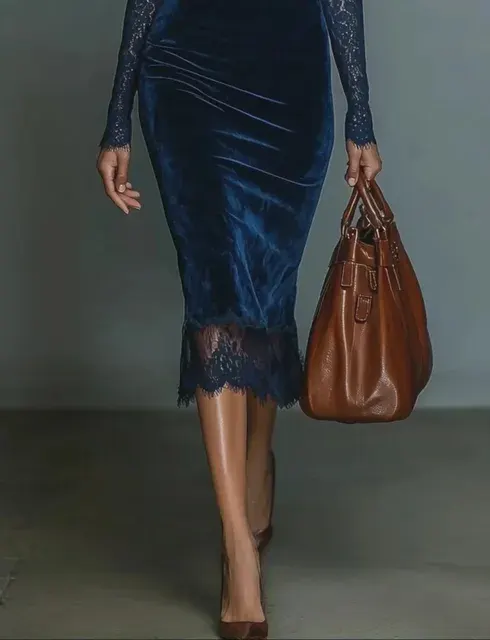 Samt-Abendkleid 3