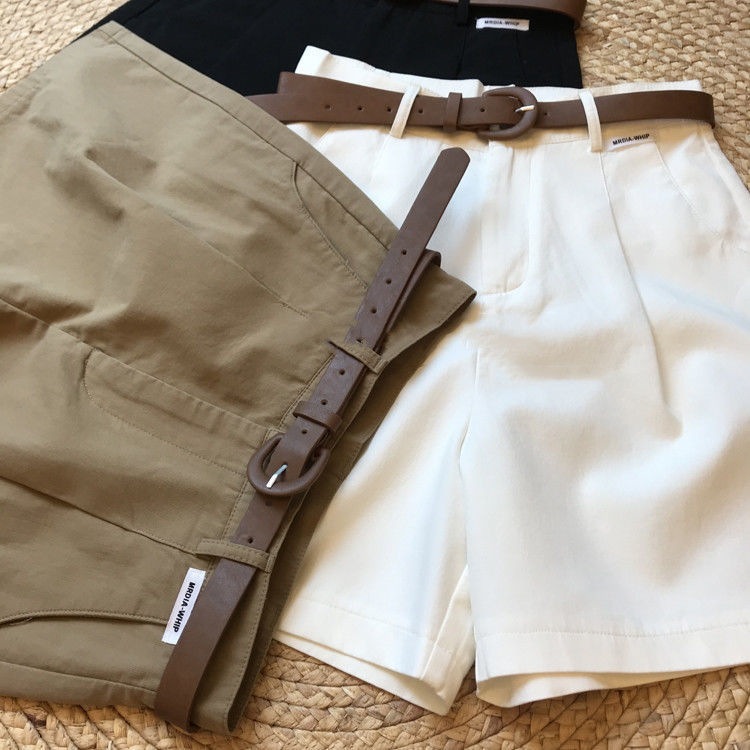 Sommer Shorts mit Gürtel und Taschen 4