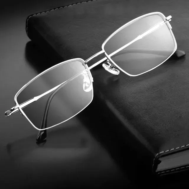Lesebrille mit Metallrahmen 3