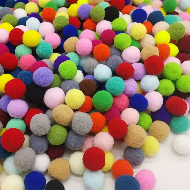 Flauschige Bunte Pompons Set 8-30mm 4