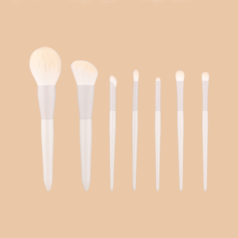 21-teiliges Make-up-Pinselset mit Holzgriff 4