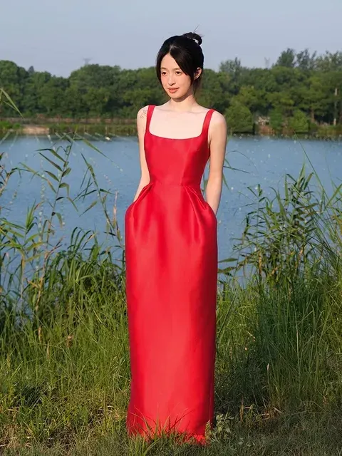 Satin-Maxikleid 4