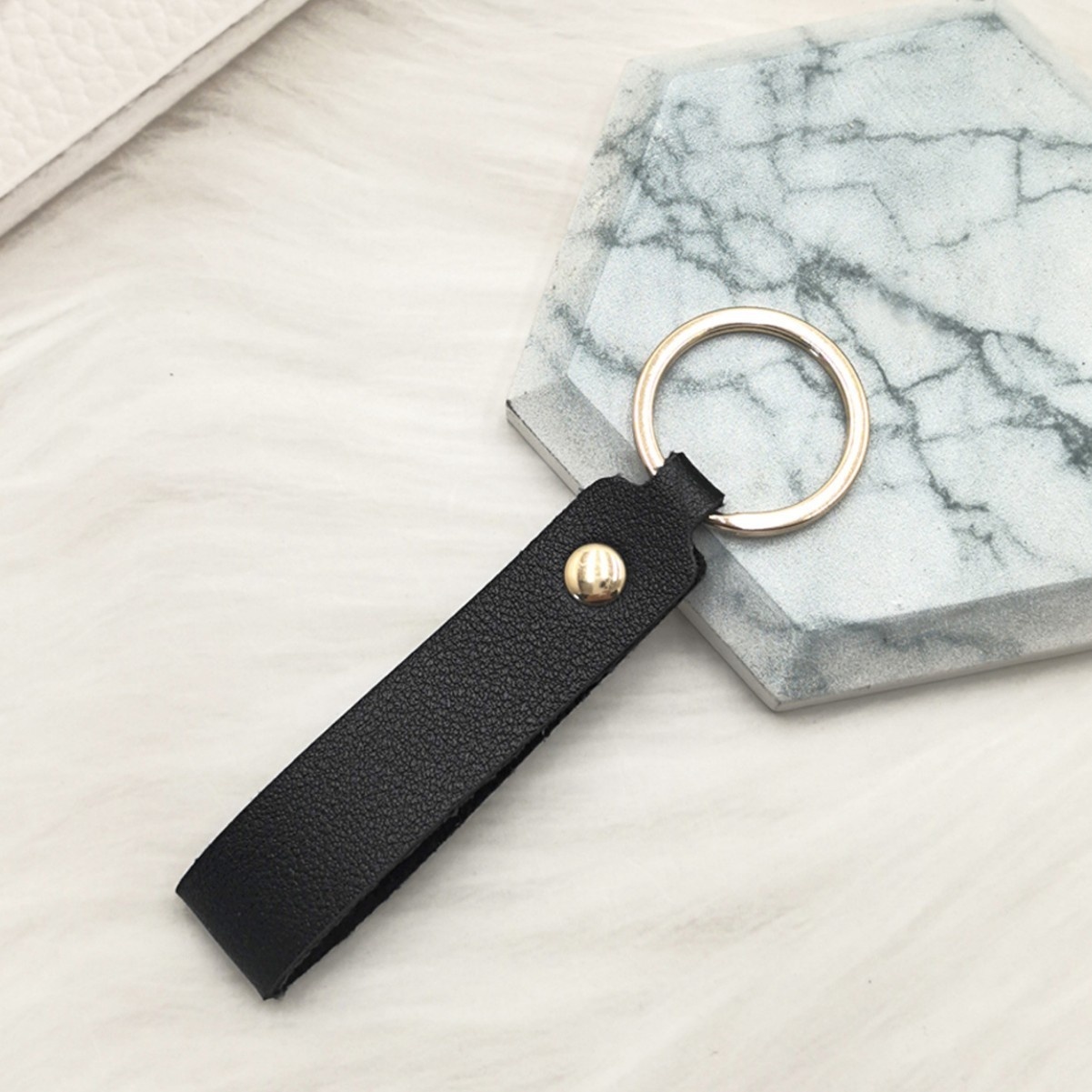 Minimalistischer PU-Leder-Schlüsselanhänger Geschenk 4