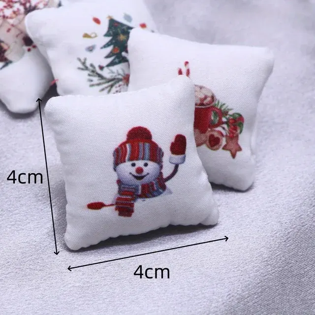 Puppenhaus-Miniaturkissen 4