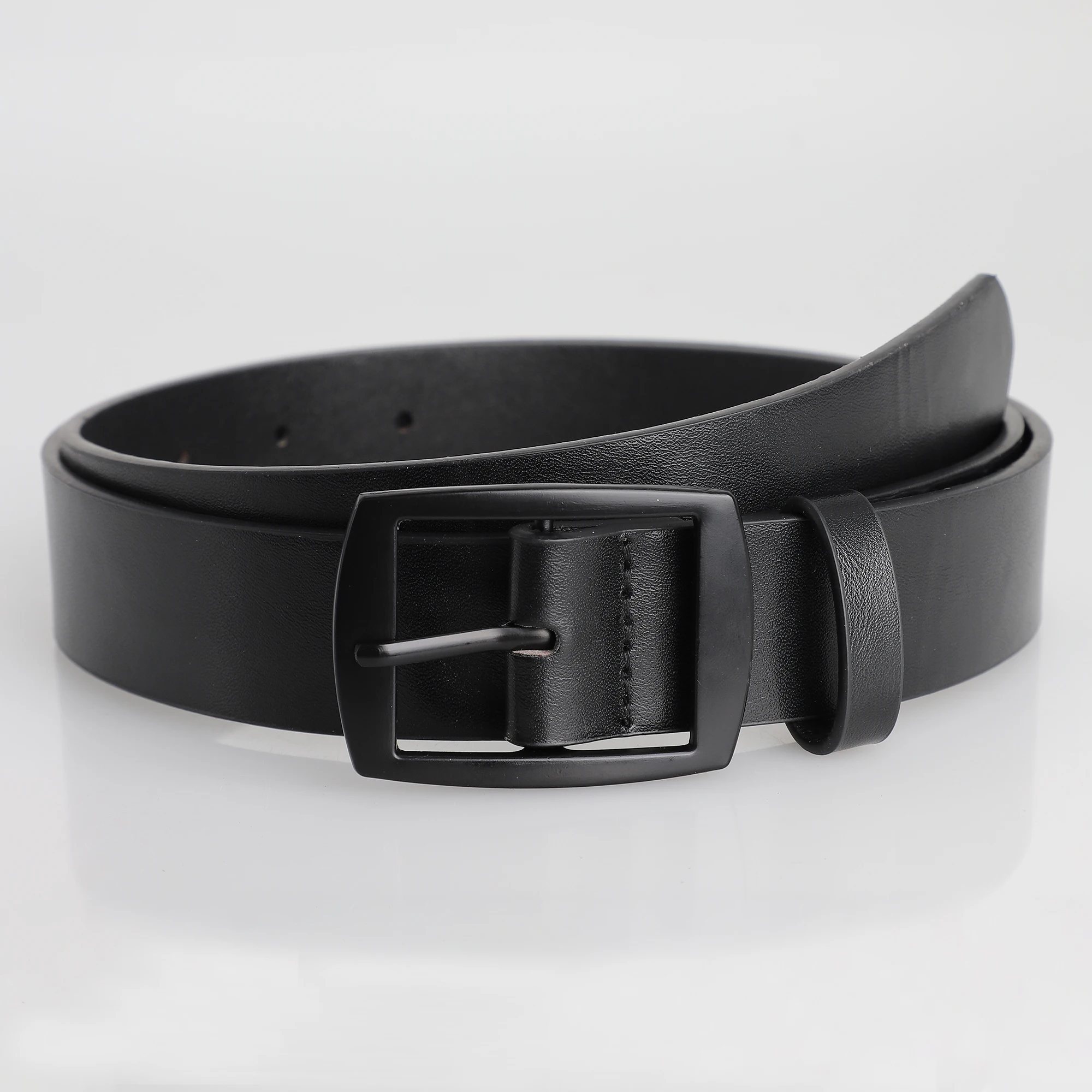 Herrengürtel aus PU-Leder mit Metallschnalle 4