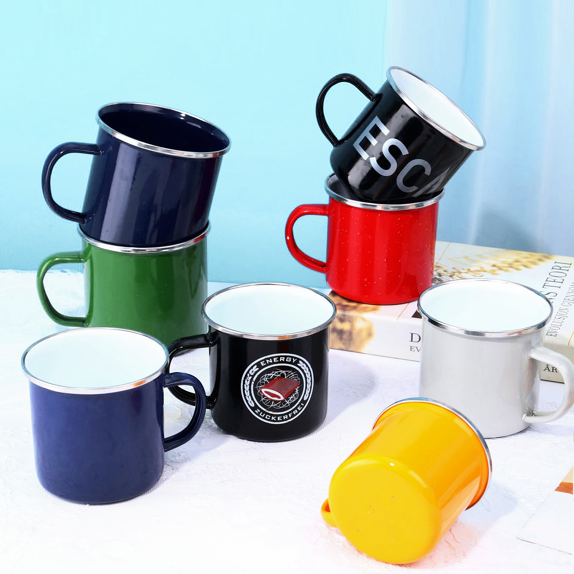 Emaille Camping Becher mit Henkel 3