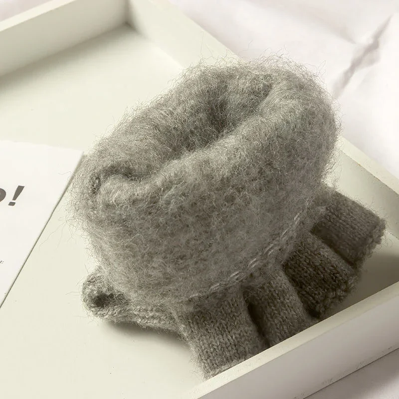 Gestrickte Halbfingerhandschuhe 4