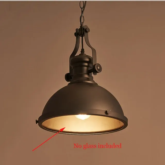Schwarze Pendelleuchte 2
