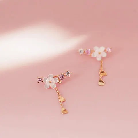 Blumen-Ohrringe