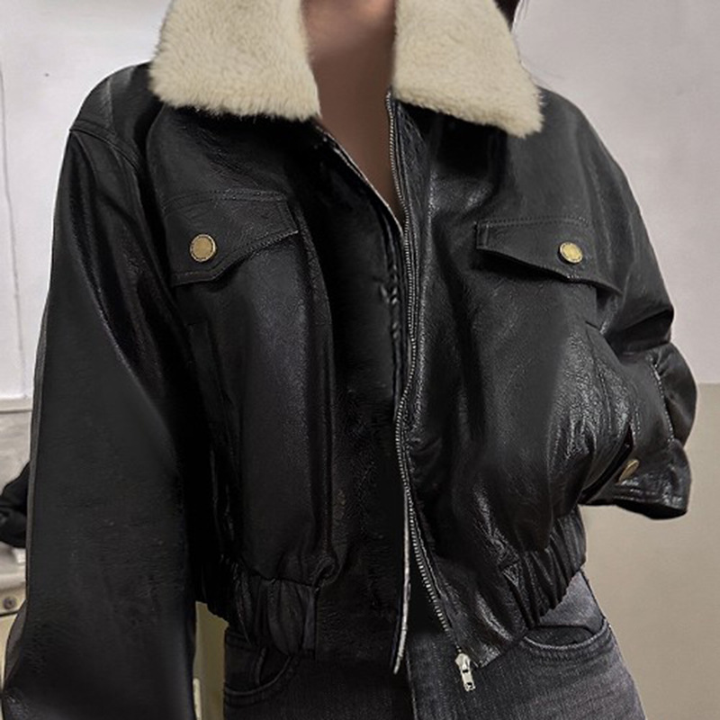 Lederjacke mit Fellkragen