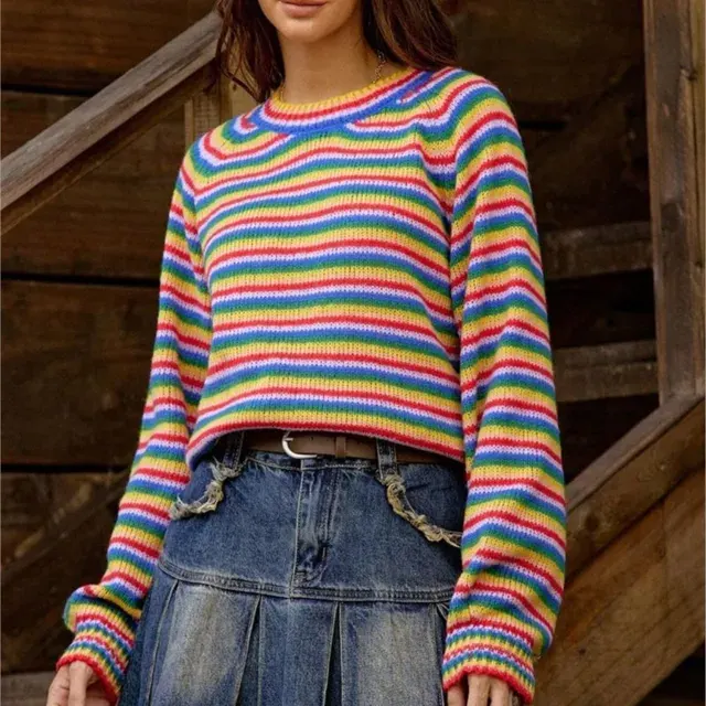 Gestreifter Strickpullover 3