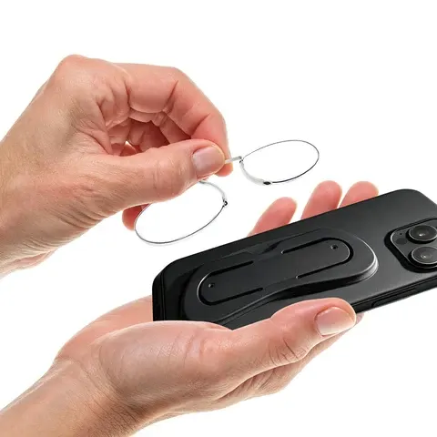 Lesebrille mit Nasenclip