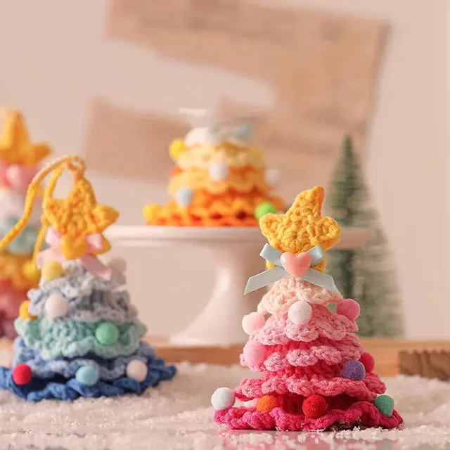 Gestrickter Weihnachtsbaum-Anhänger 4