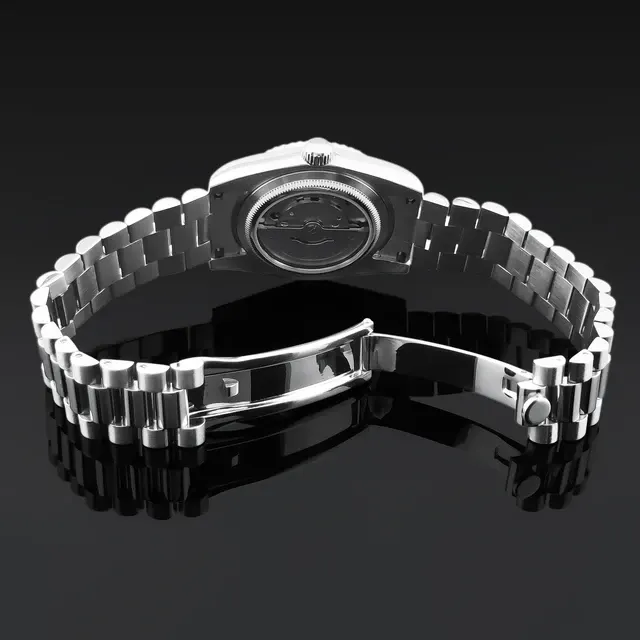 Mechanische Armbanduhr 4