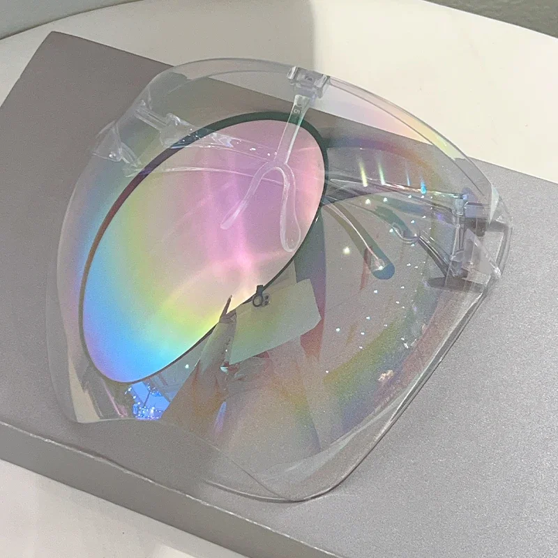 Riesige futuristische Spiegel-Sportbrille 2