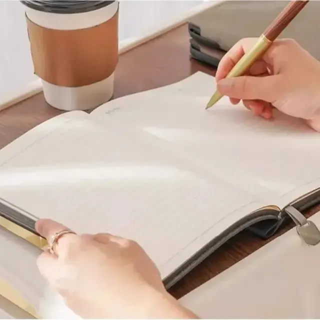 Personalisiertes Lederbuch Notizbuch 3