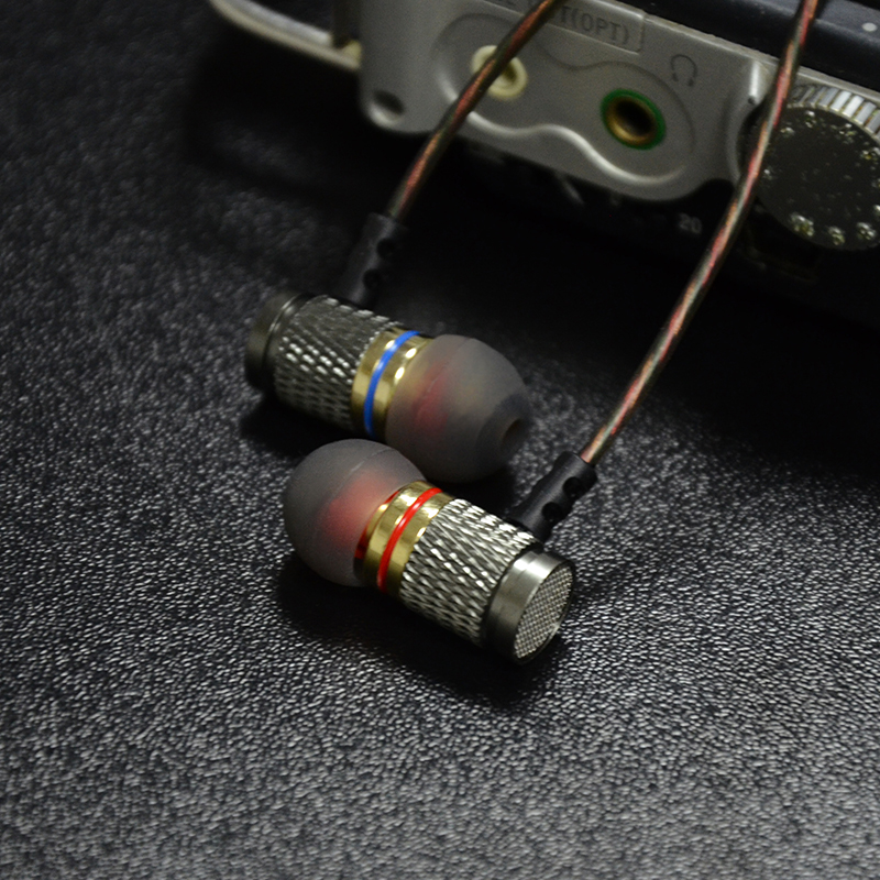 Kabelgebundene In-Ear-Kopfhörer