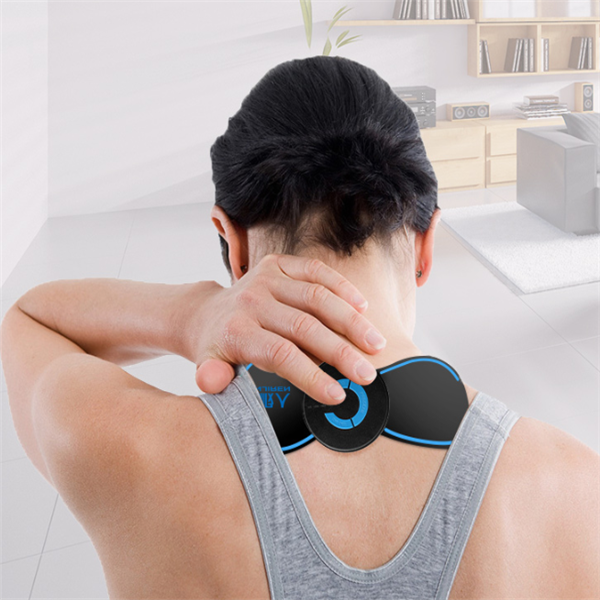Smarter Mini-Massagesticker für die Halswirbelsäule