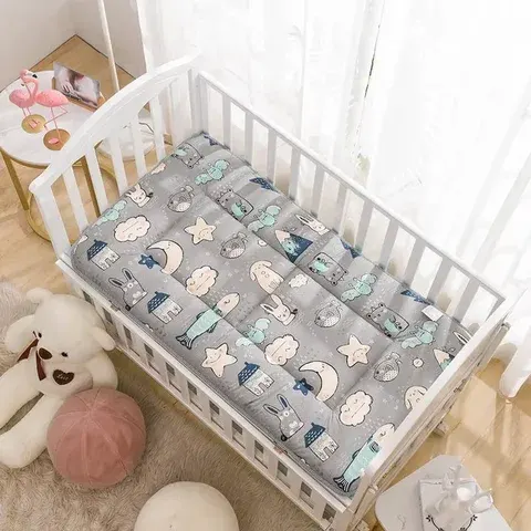 Babybettmatratze