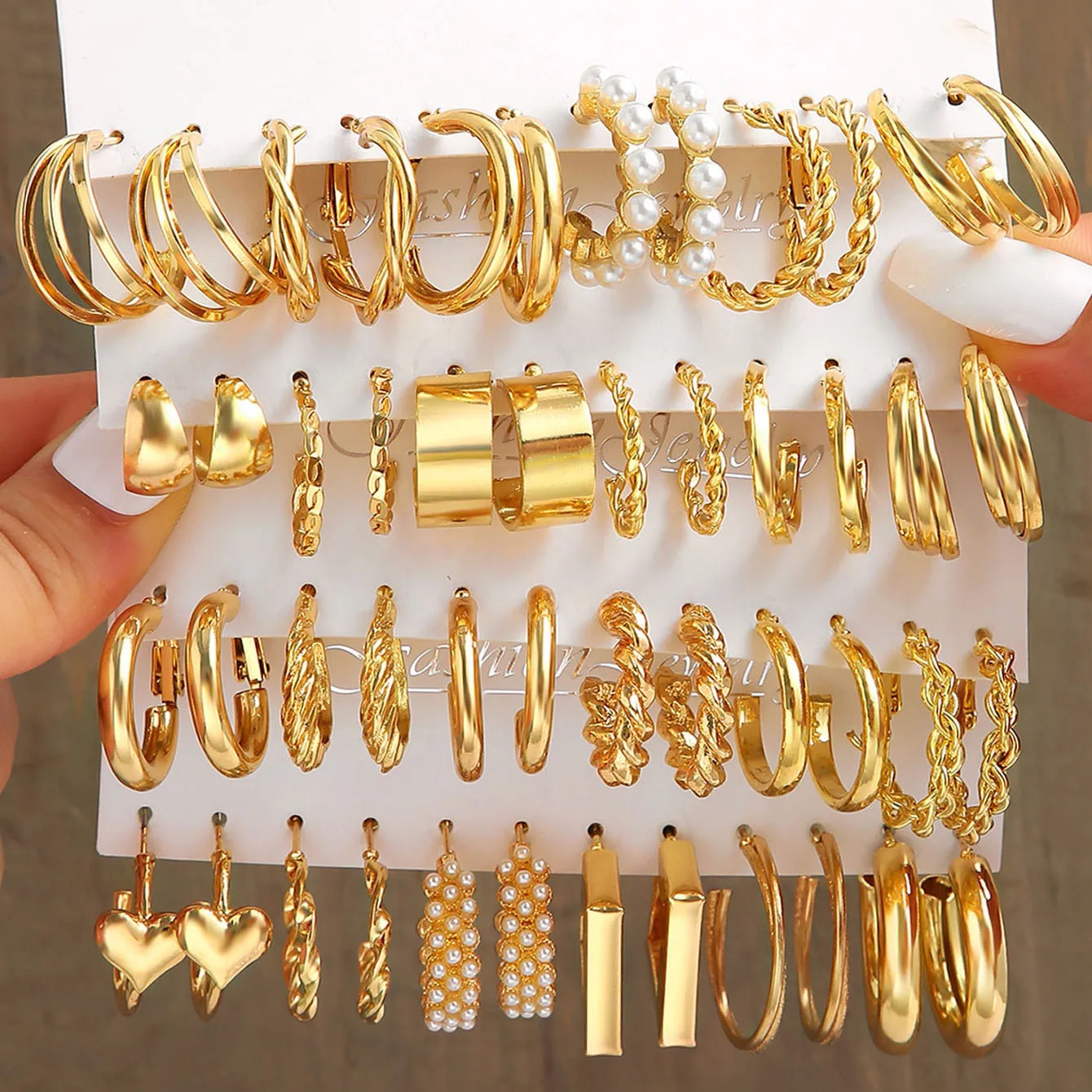 Perlen-Creolen-Set mit Schmetterling