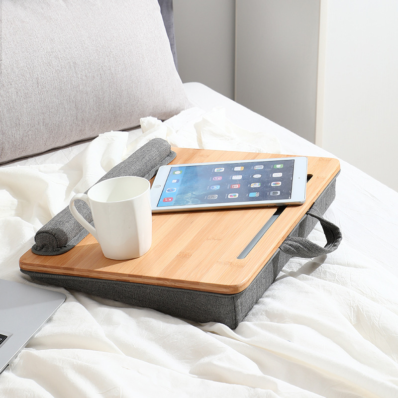 Laptop-Tisch fürs Bett