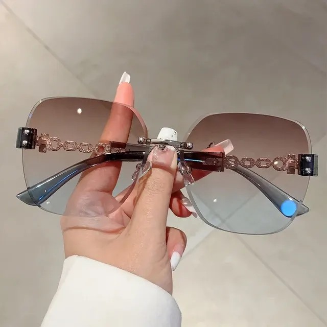 Übergroße Sonnenbrille 3
