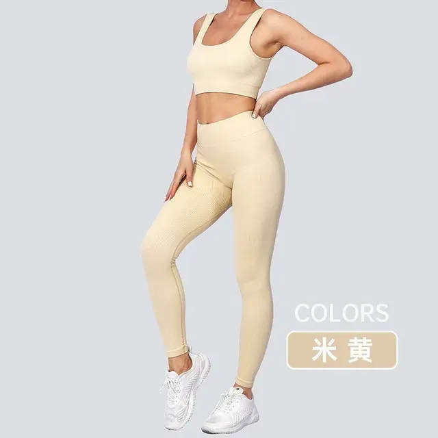 nahtloses Sportoutfit 2