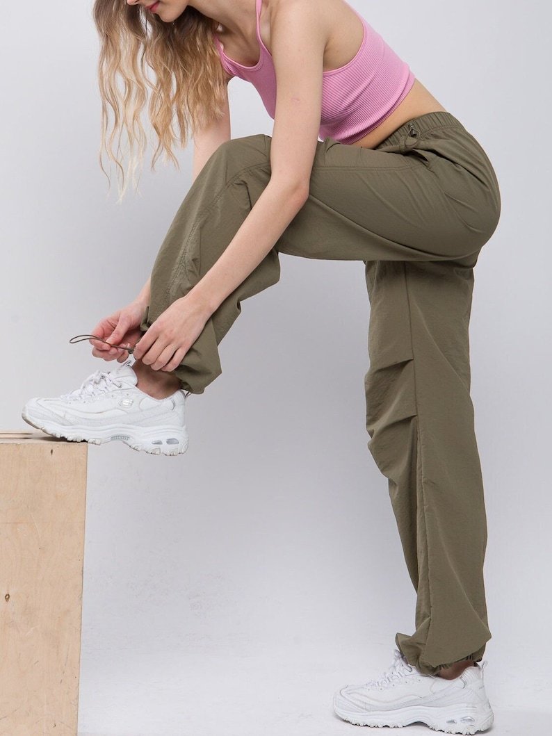 Unisex Cargohose mit Kordelzug und Taschen 4