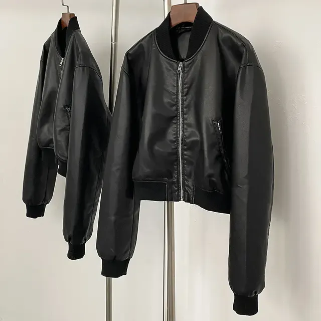 Kurze Lederjacke 4