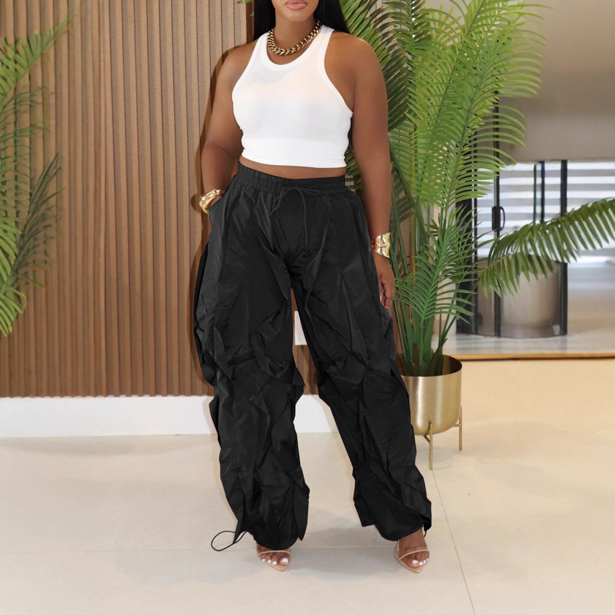 Locker geschnittene High-Waist-Cargohose 4
