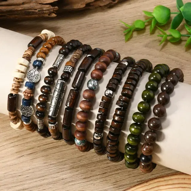 Boho-Holzperlen-Armband mit Lebensbaum 3