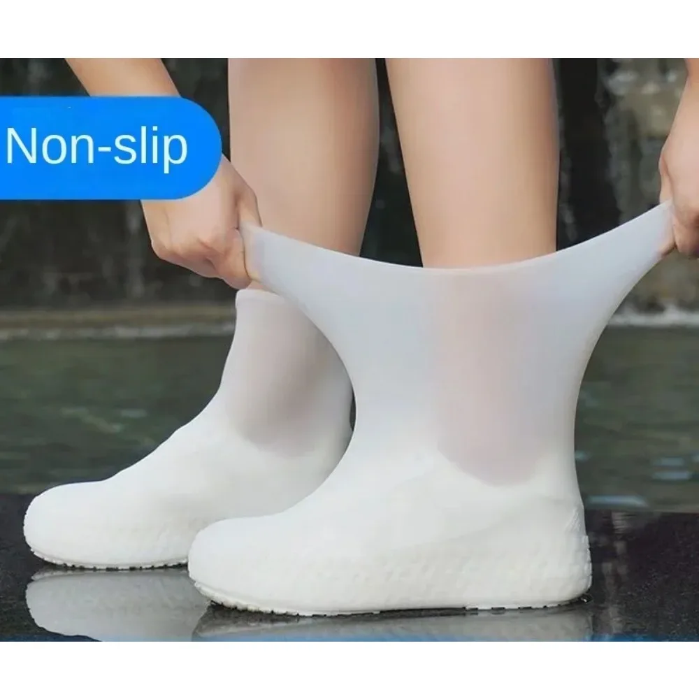 Wasserdichte Regen-Überschuhe aus Latex 4