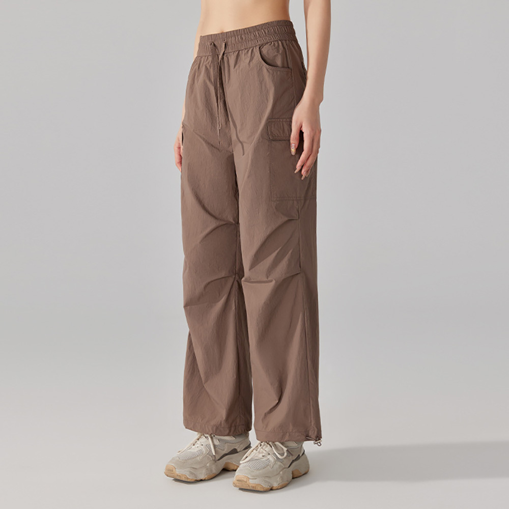 Damen Weite Cargohose mit Taschen und Bündchen 2