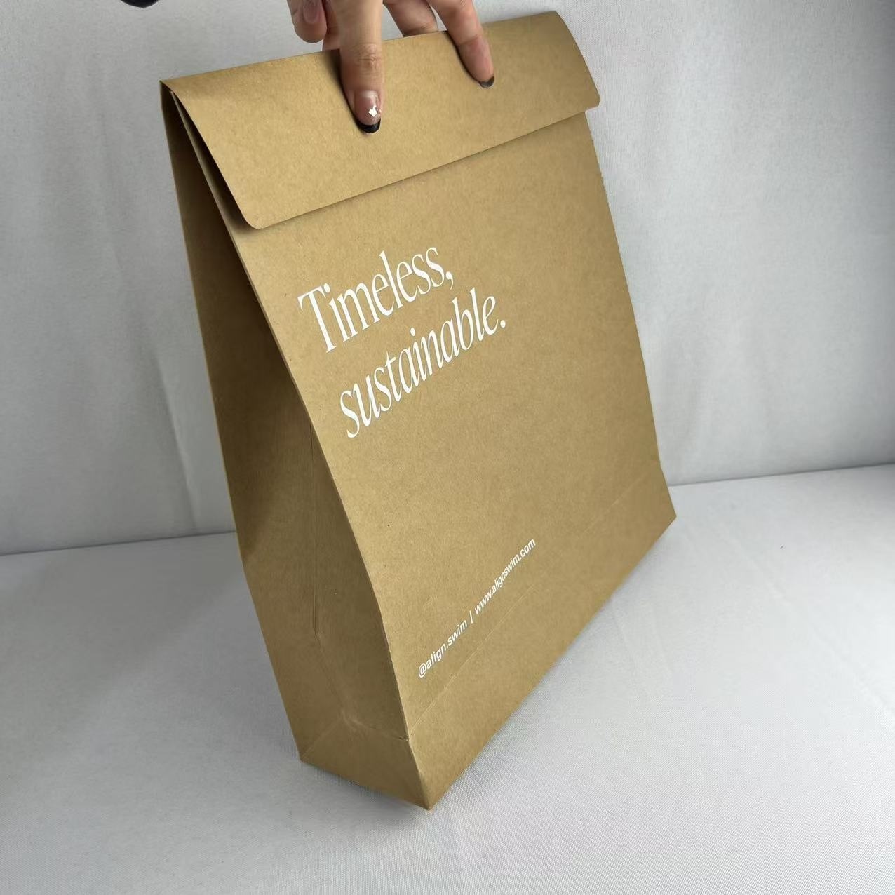 Wasserfeste Kraftpapier Versandtasche für Kleidung