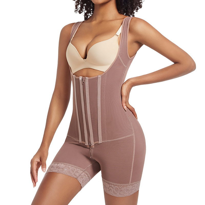 Figurformender Shapewear-Body mit Bauchkontrolle 2