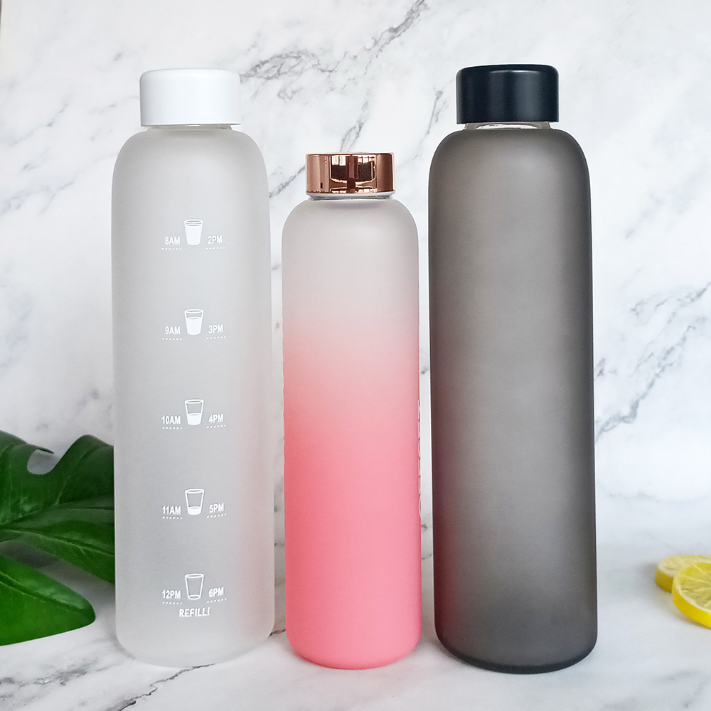 Matte Glas-Trinkflasche mit Zeitmarkierung 2
