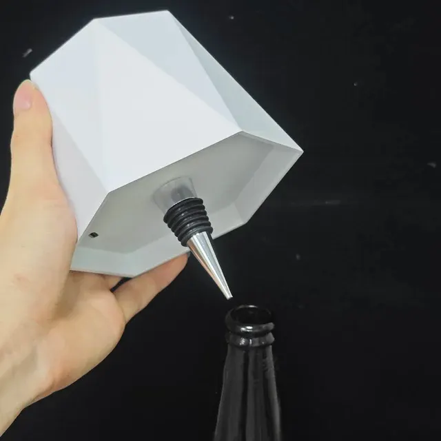 Weinflaschen-Tischlampe 2