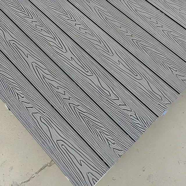 Modulare WPC-Terrassenplattform für Balkon und Rasen 2