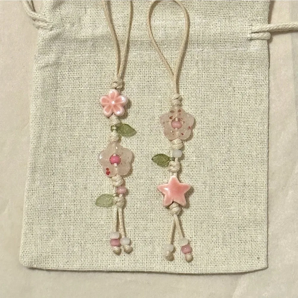 Pastellfarbener Kawaii-Handy-Lanyard mit Keramikperlen 4