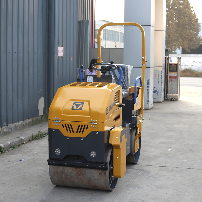 Mini-Vibrationswalze mit Dieselmotor 4