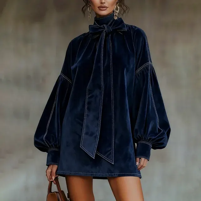 Samt-Minikleid 1
