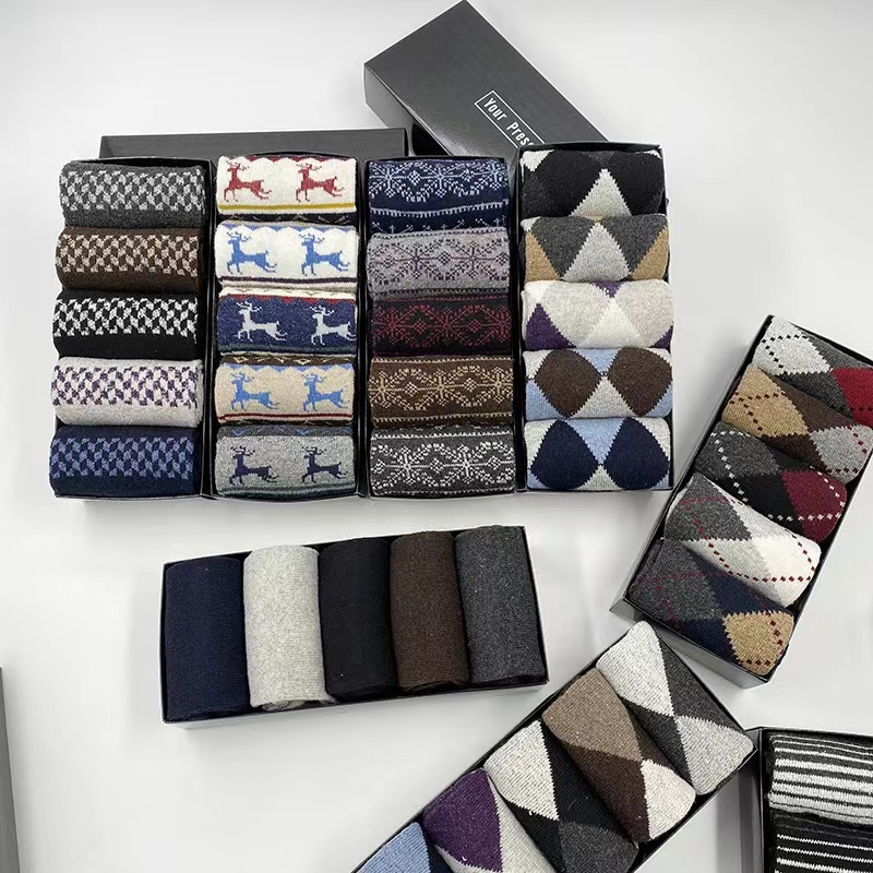 Klassische Herren-Crew-Socken in 5 Farben 2