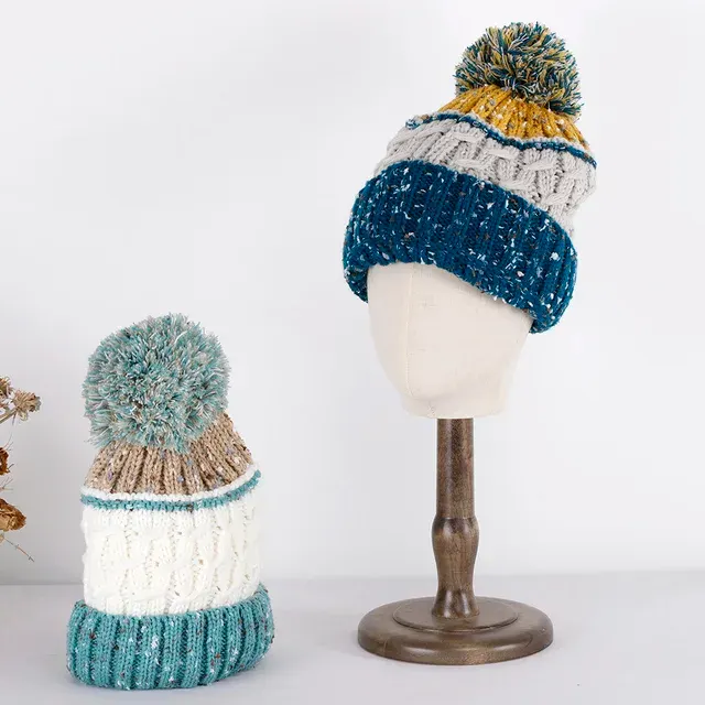 Wintermütze mit Bommel 2