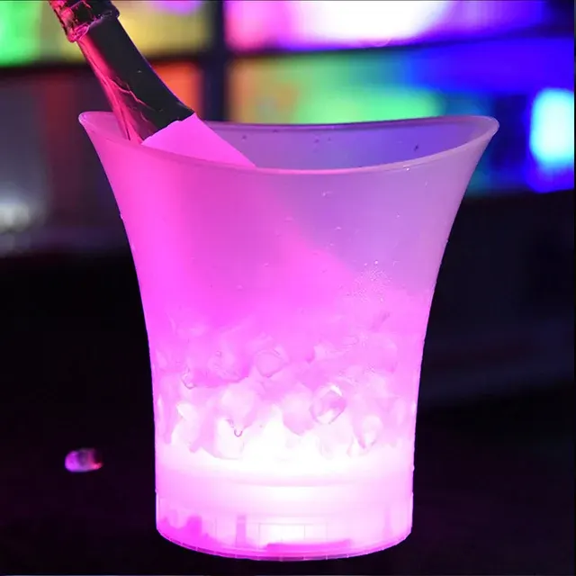 LED-Sektkühler mit Beleuchtung (Silvester) 3