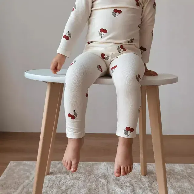 Kleinkind-Schlafanzug-Set 4