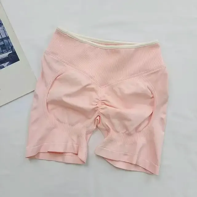 Nahtlose Yoga-Shorts mit Hüftlift 4