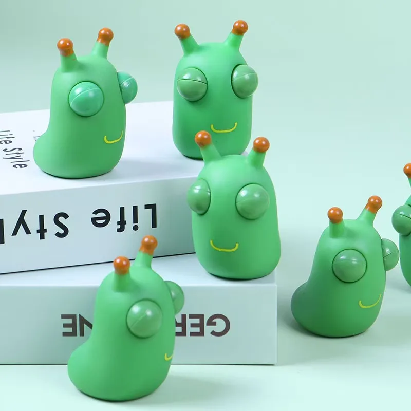 Grüner Wurm-Quetschspielzeug mit Augen 4
