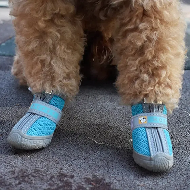 Rutschfeste Hundeschuhe mit Plüschfutter 3